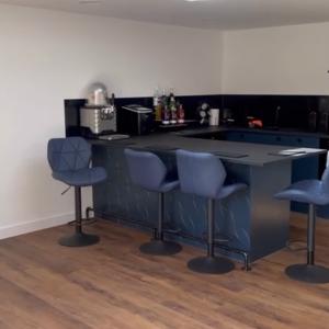 Kitchenette area of annex