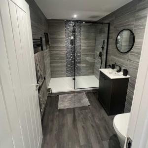 View into the annexe bathroom